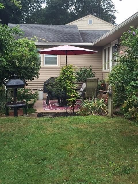 1st image of 323 Simmonsville Ave