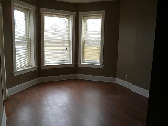 4th image of 2711 W Lexington St #2