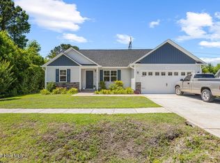 1037 Furia Dr, Jacksonville, NC 28540