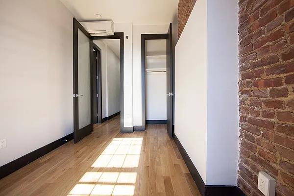 Rented by Brooklyn Group | media 41