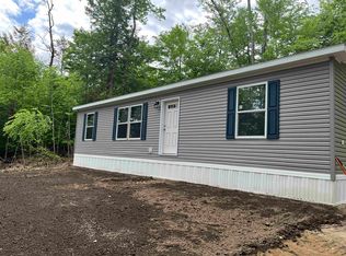 220 Paulson Rd, Farmington, NH 03835