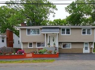 158 Dartmouth St, Lynn, MA 01904