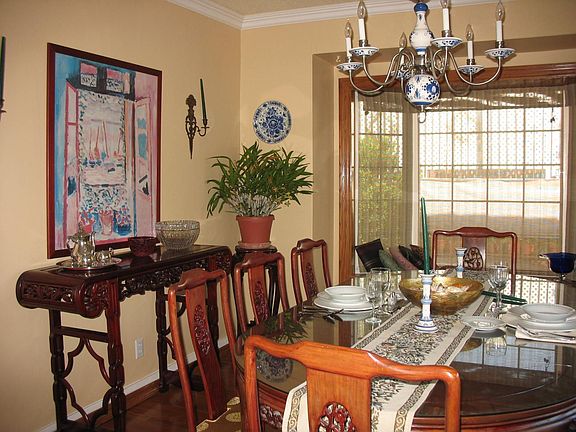 Formal dining room
