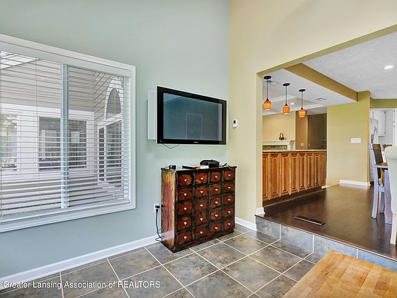 5th image of 6340 W Lake Dr #21