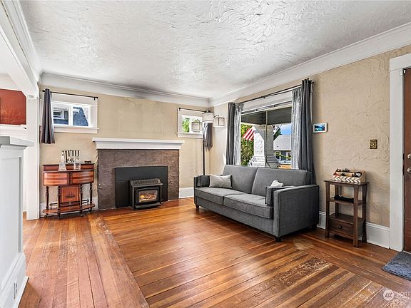 5th image of 516 S 43rd Street