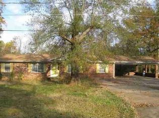 2144 Kent Dr, Newton, NC 28658