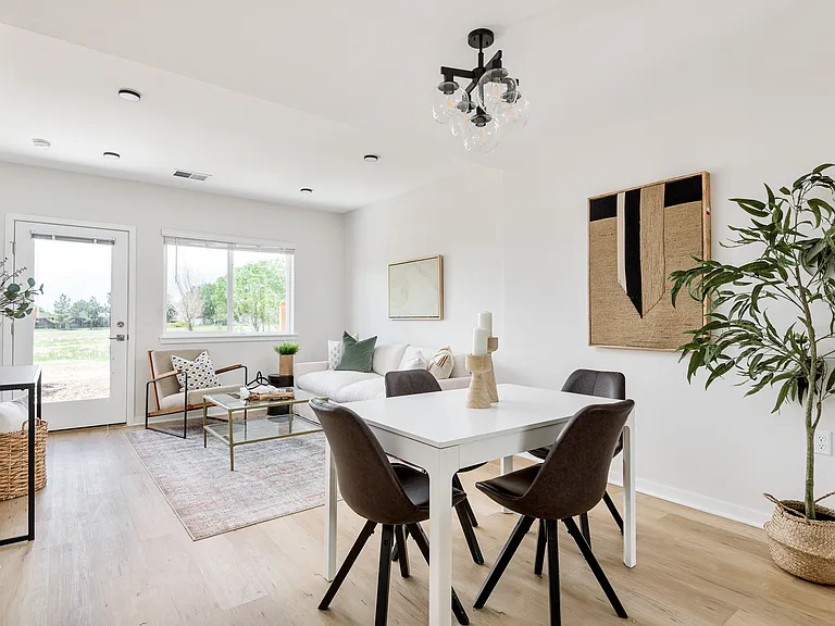 Highline Village Townhomes II — Photo 19