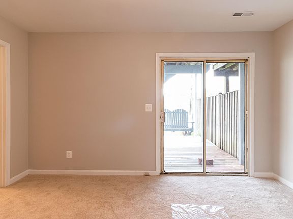 5th image of 110 Brightwater Dr