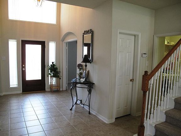 5th image of 2515 Bennington Ct