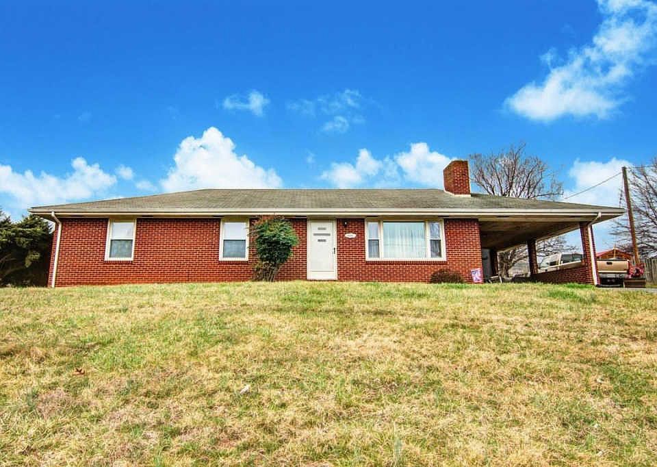 1st image of 1014 Woodhaven Dr