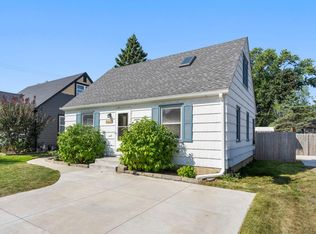 5544 York Ave S, Edina, MN 55410