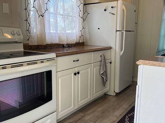 3rd image of 12651 Seminole Blvd #43