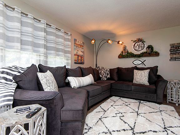 4th image of 29 Scottsdale Circle