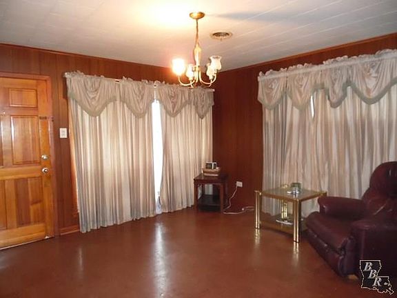 2nd image of 627 Saint Charles St