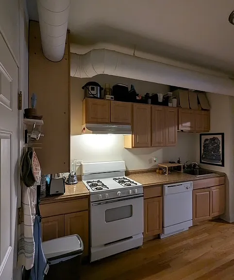 4630 N Lincoln Ave #2S — Photo 2