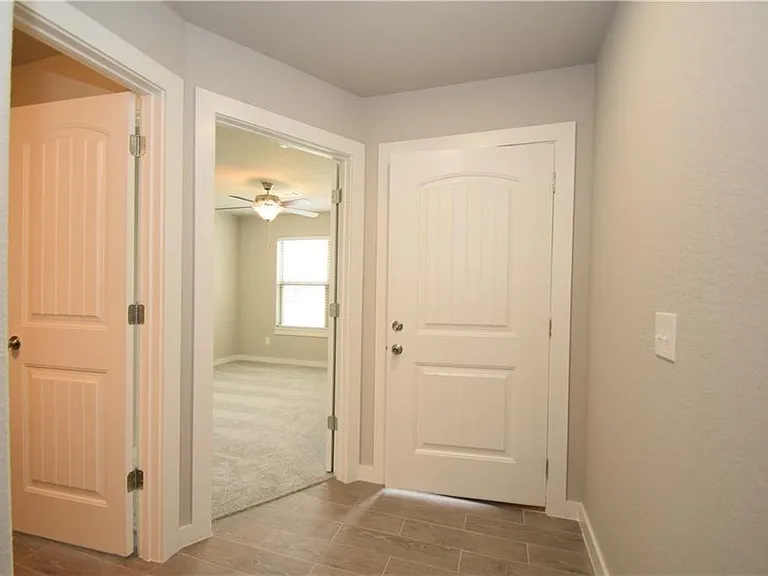 540 Vee St — Photo 12
