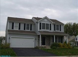 8798 Meadow Grass Ln, Lewis Center, OH 43035