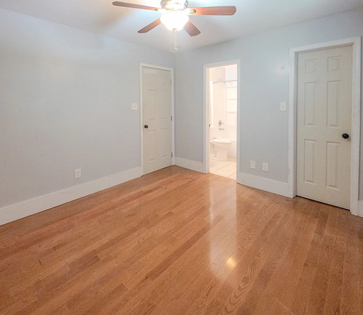 1 bed, 1.0 bath, 500 sqft, $900 — Photo 4