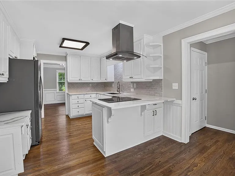 2982 Northbrook Dr — Photo 5