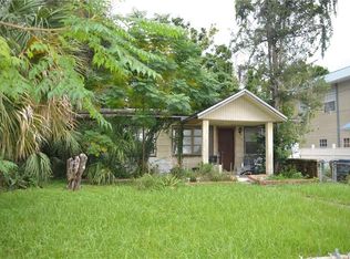 566 5th Ave N, Safety Harbor, FL 34695