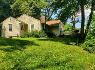 5 Stone Ledge Rd, New Milford, CT 06776