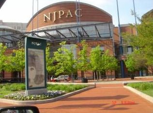 20-22 Hudson St, Newark, NJ 07103