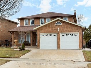 33 Princeton Ter, Brampton, ON L6S 3S4