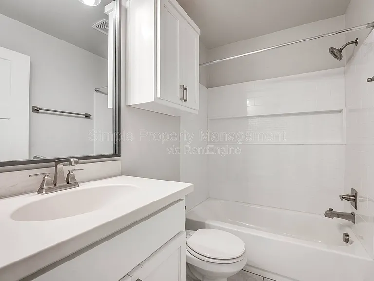 608 Blue Fish Ct — Photo 24