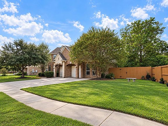 4th image of 28115 Kudzu Dr