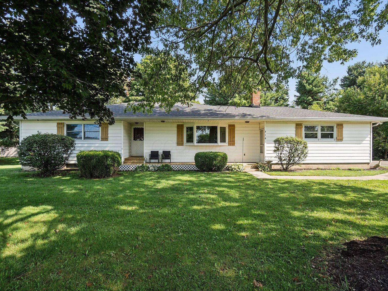 310 S Main St — Village View Golf Course