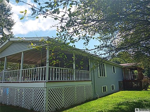 4th image of this home