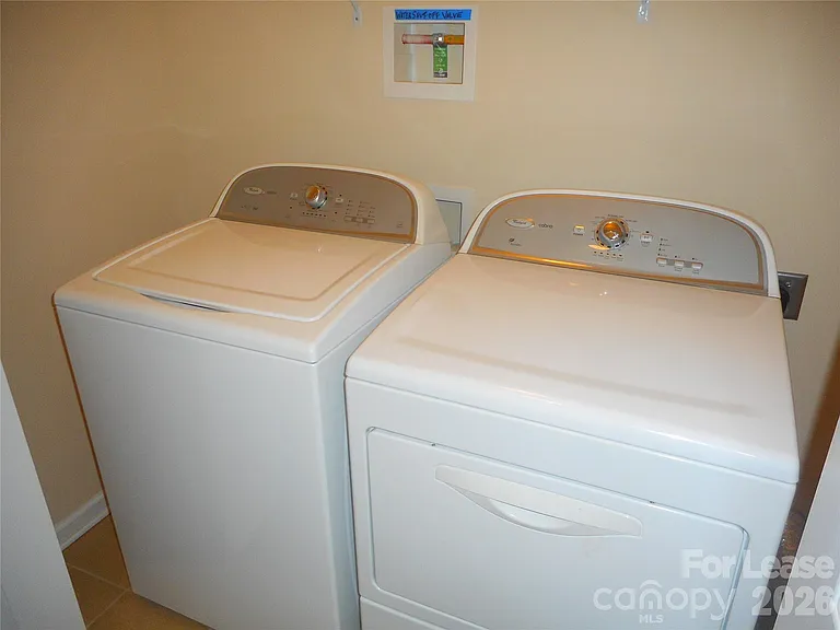 418 Windsor Gate Dr — Photo 22