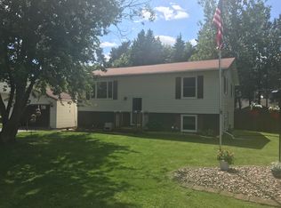 702 Surrey Ln, Merrill, WI 54452