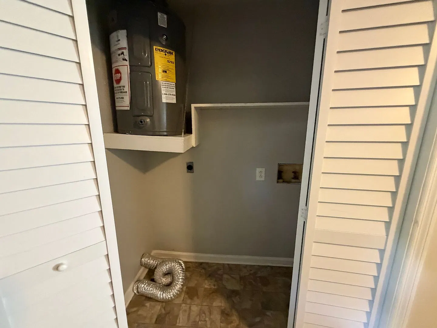2 bed, 750 sqft, $1,045 — Photo 4