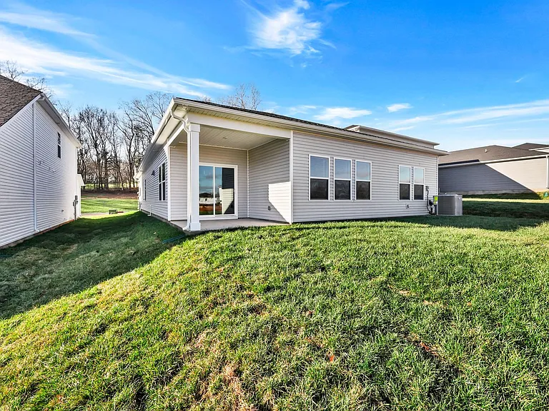 2356 Woodmeadow Dr — Photo 24