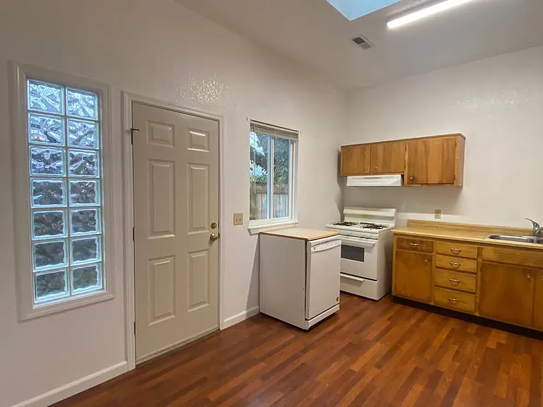 2259A Dogwood Rd — Photo 17