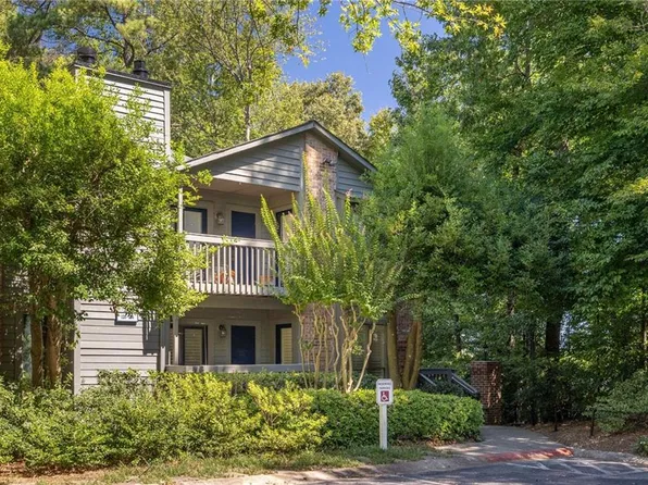 121 Tuxworth Cir, Decatur, GA 30033