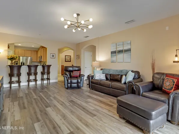 4480 DEERWOOD LAKE Parkway #126, Jacksonville, FL 32216