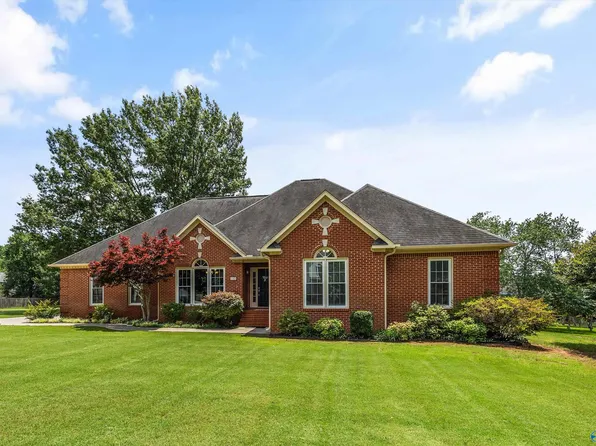 113 Lovvorn Ln, Huntsville, AL 35806
