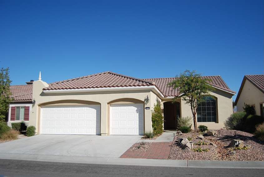 1st image of 80782 Avenida Santa Carmen