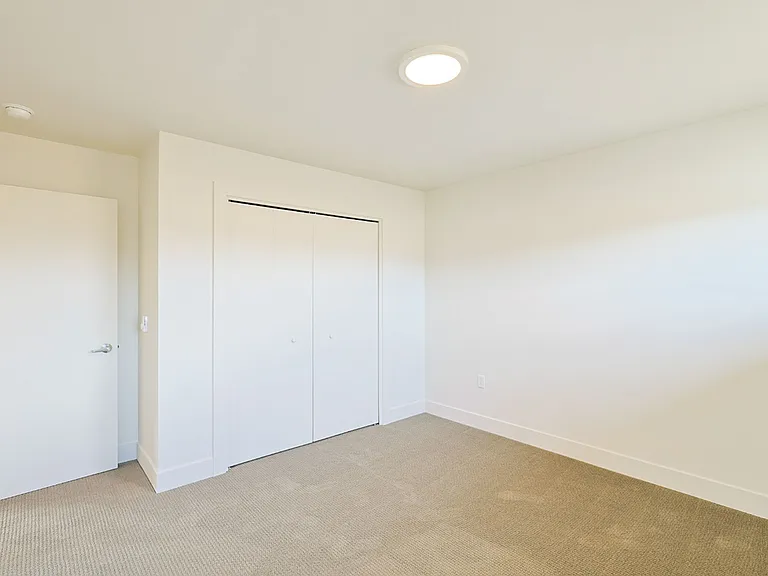 Nexus Point Apartments — Photo 6