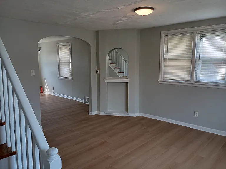 6114 Reach St — Photo 11
