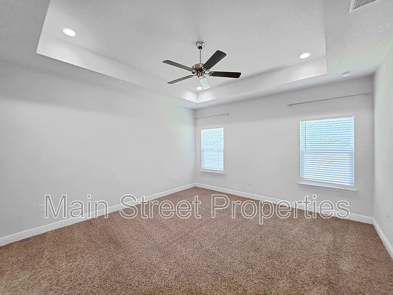 8108 Silver Maple Dr — Photo 22
