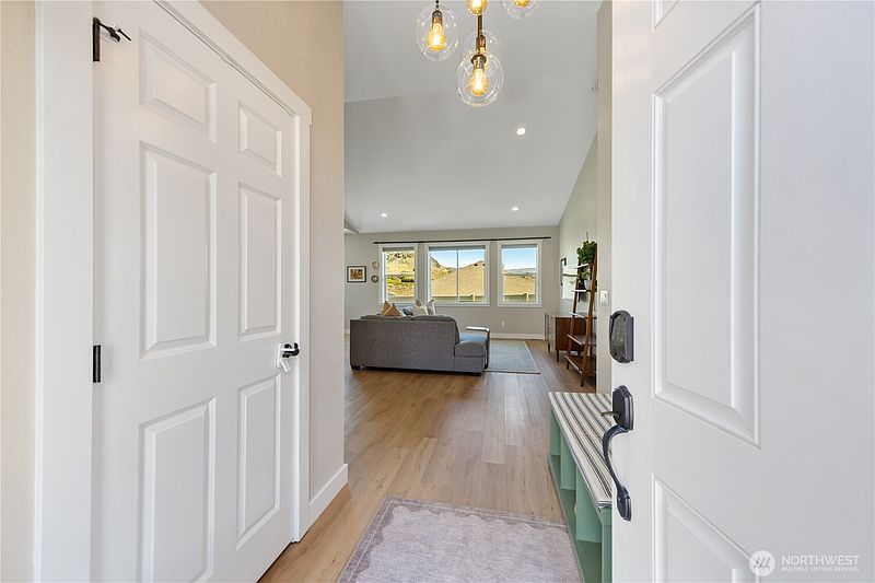 3rd image of 452 Spring View Place