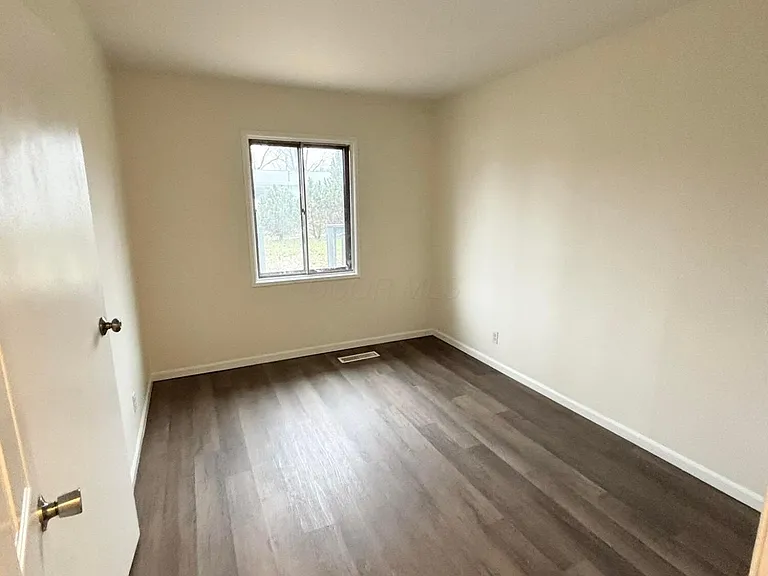 7362 Sabre Ave — Photo 8