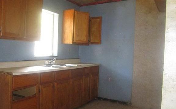 2nd image of 10220 Jamaica Dr