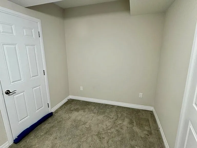 88 Seabrook Dr — Photo 8
