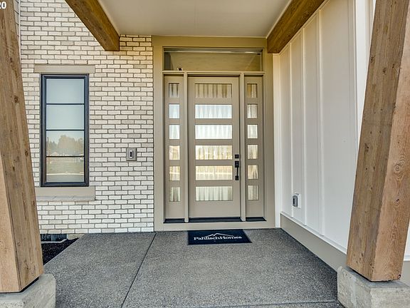 3rd image of 5838 SE McInnis St