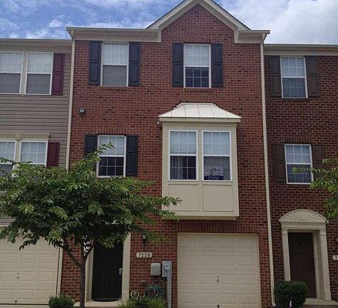 4th image of 7228 Mockingbird Cir