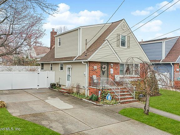 4th image of 51 Osage Ln